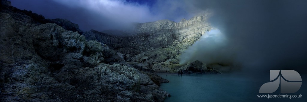 IJEN LAKE